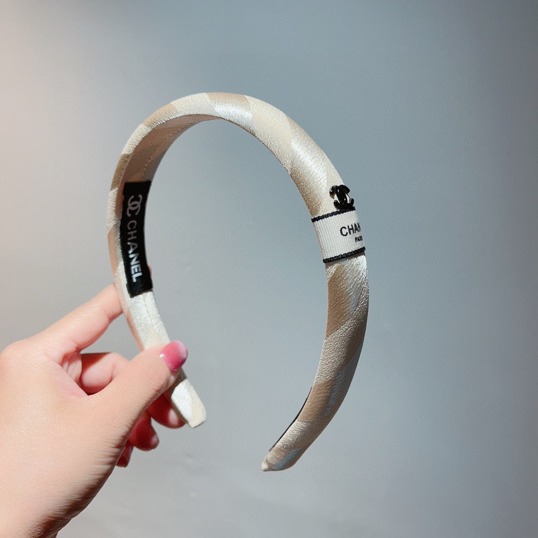 TAN BEIGE SILK HAIRBAND 876967