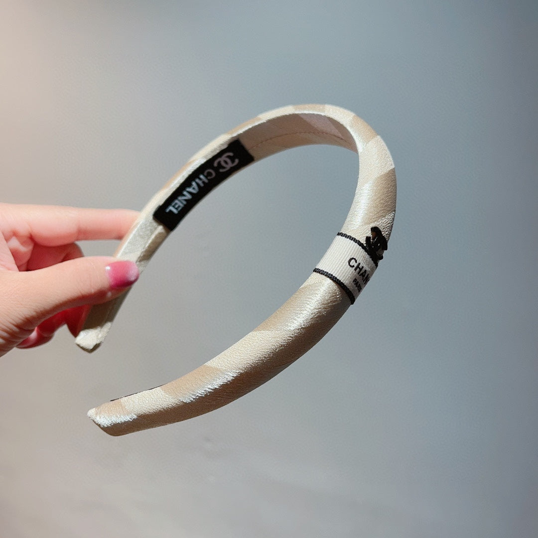 TAN BEIGE SILK HAIRBAND 876967