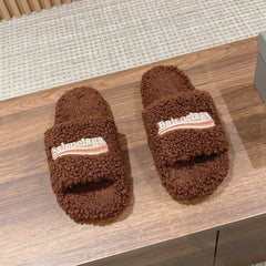 FURRY SLIDES IN BROWN CURLY SHEARLING