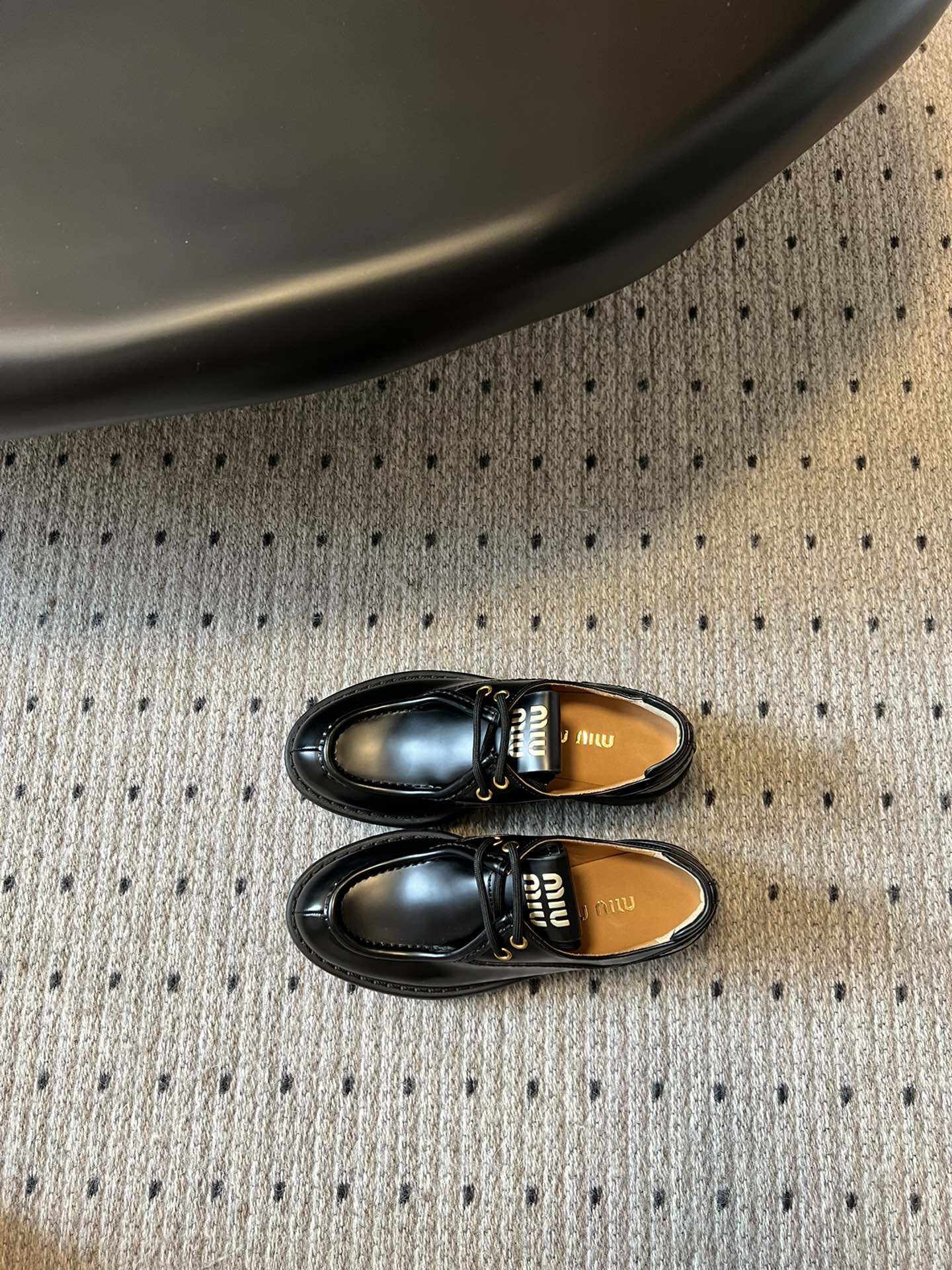 MIUMIU 26S LACED FUME SHOES IN BLACK GLOSSY CALFSKIN