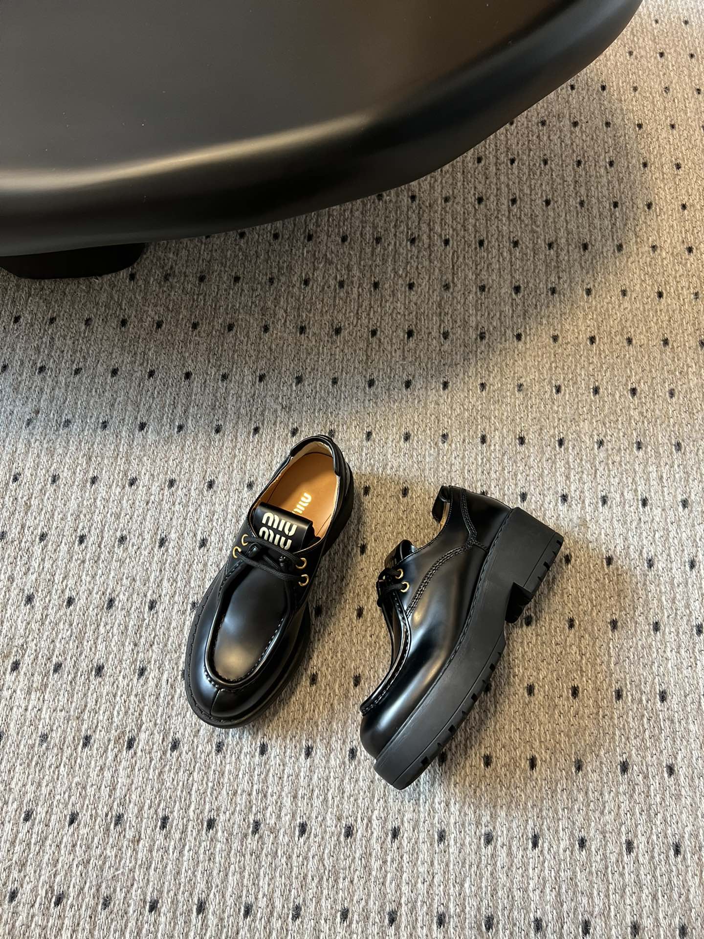 MIUMIU 26S LACED FUME SHOES IN BLACK GLOSSY CALFSKIN