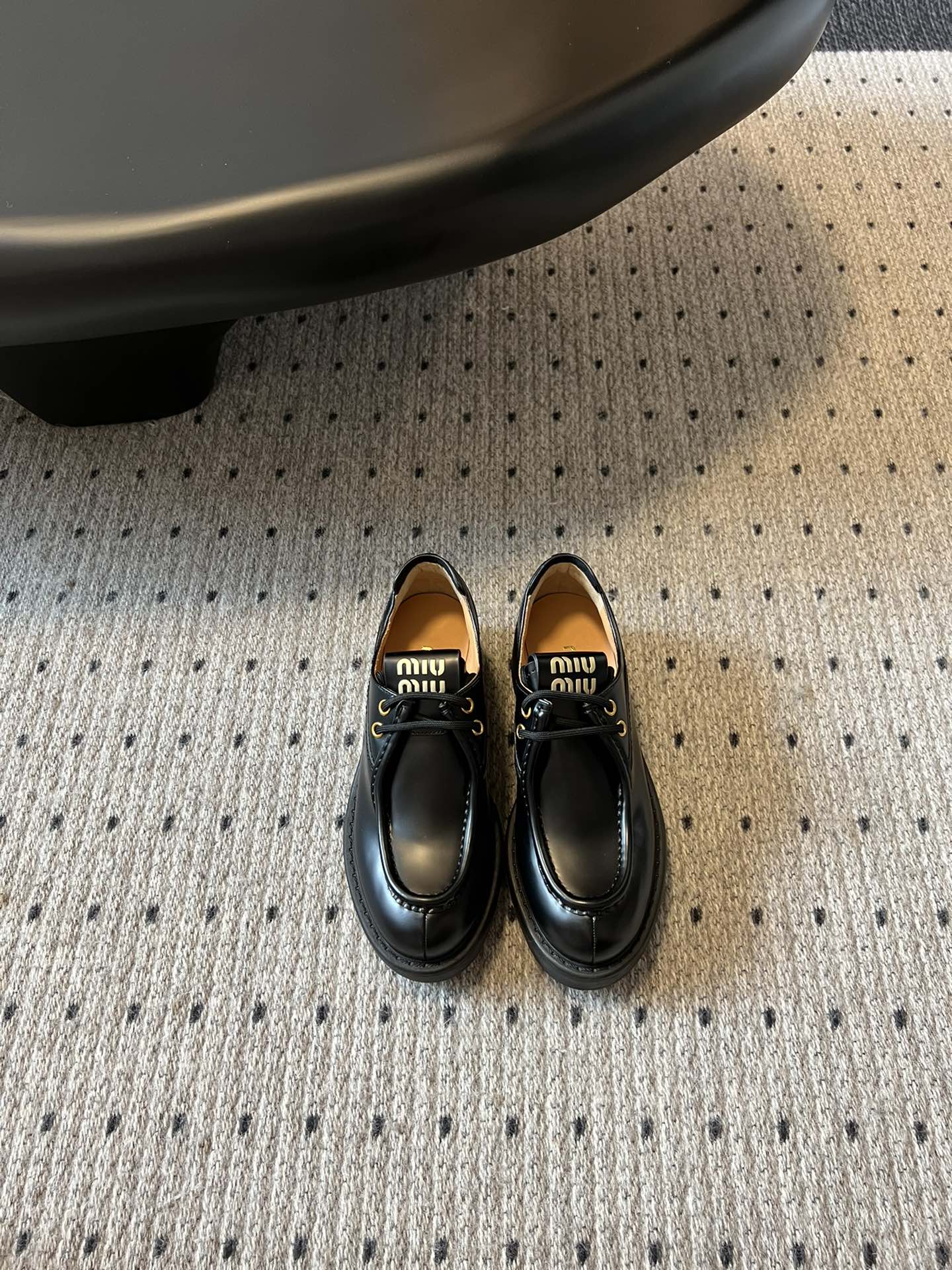 MIUMIU 26S LACED FUME SHOES IN BLACK GLOSSY CALFSKIN