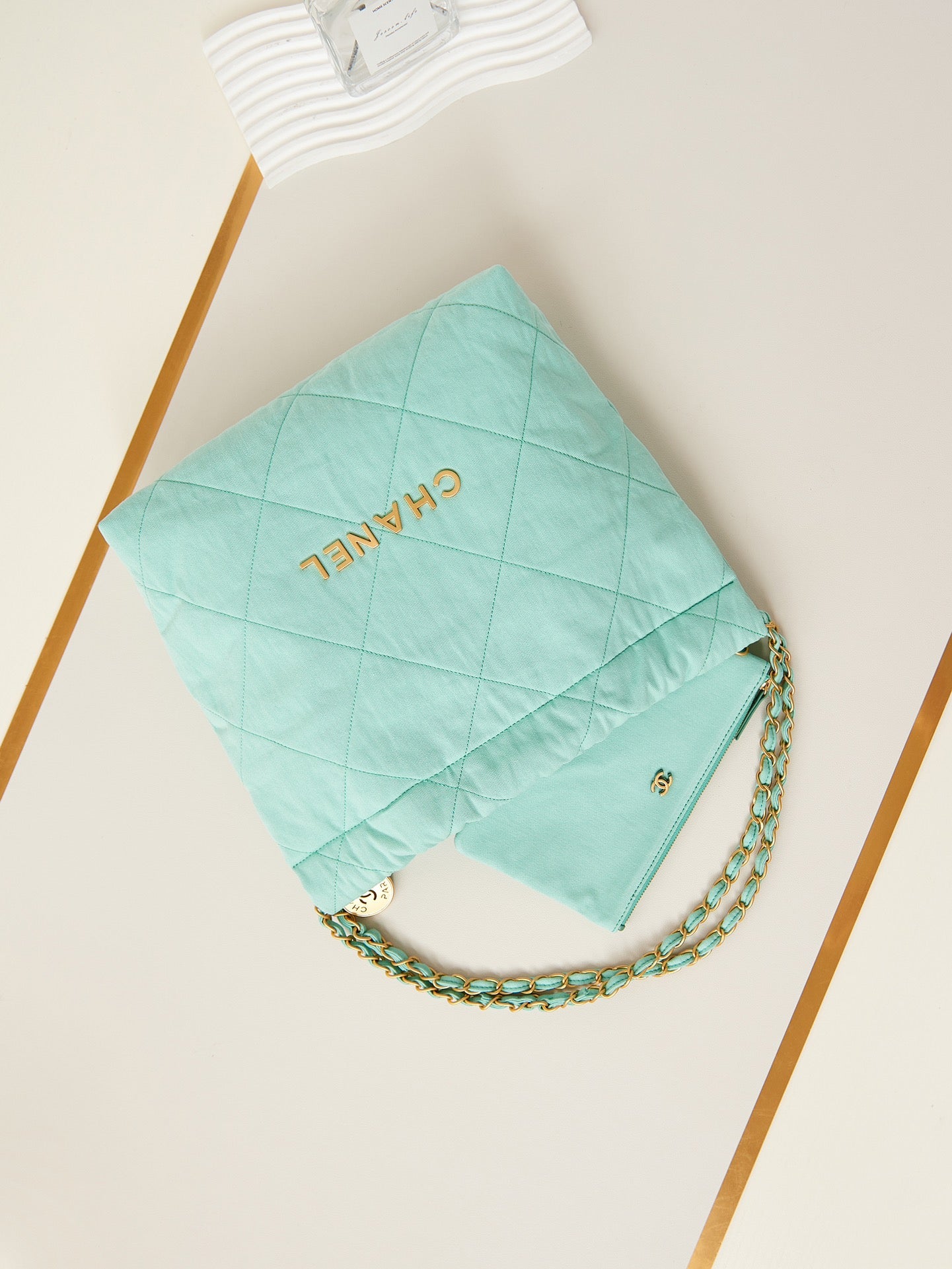 CC CLASSIC MEDIUM 37 BAG IN TF BLUE CANVAS