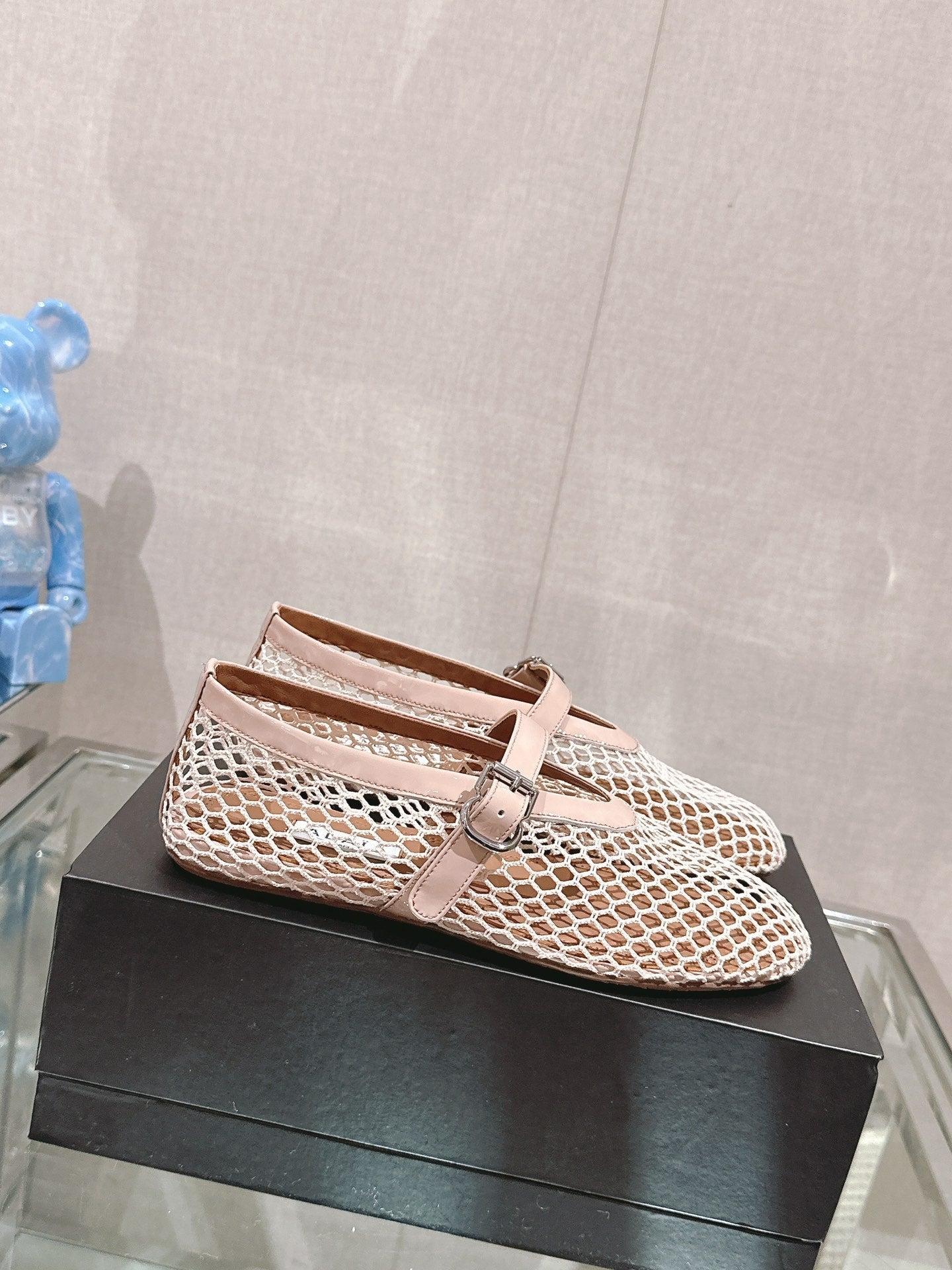 ALAIA BALLET FLATS IN NUDE BEIGE MESH