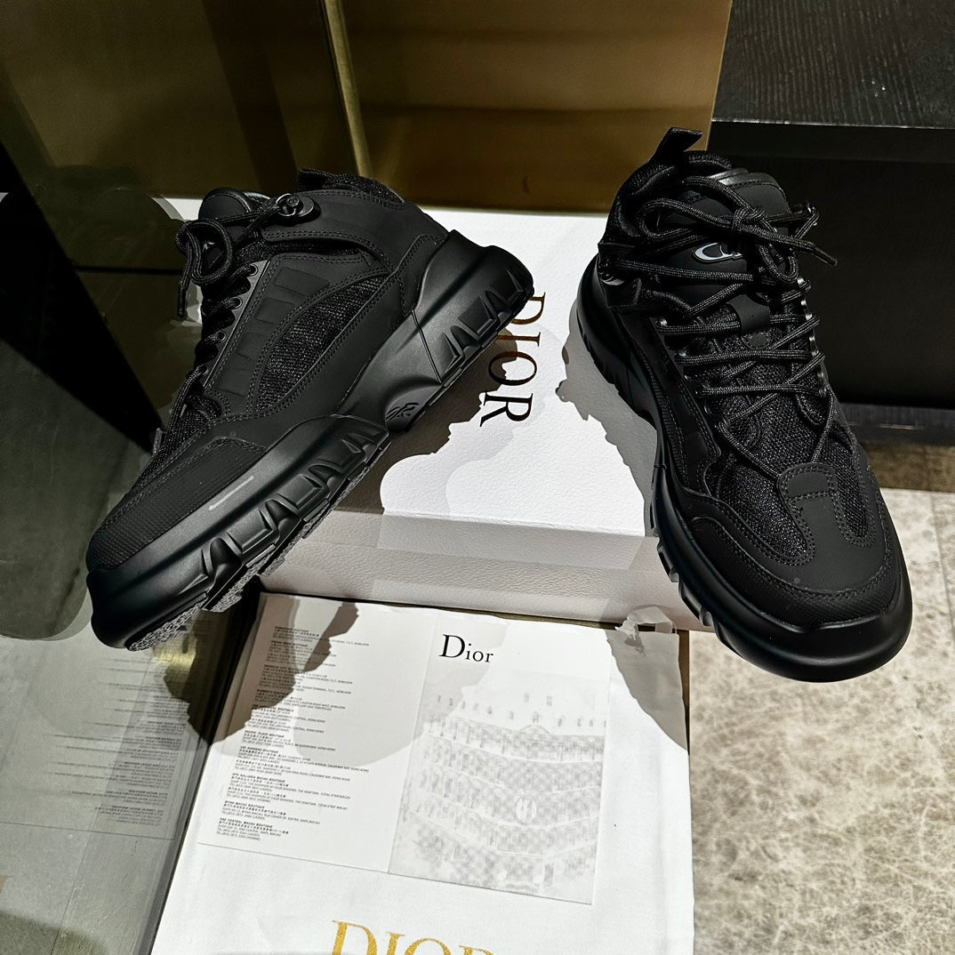 C'EST SNEAKER IN BLACK CALFSKIN AND BREATHABLE MESH
