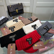 BEANIE HAT IN BLACK WOOL 395841