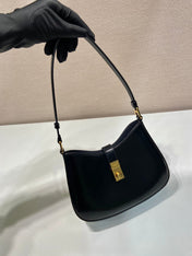 CLEO SHOULDER BAG 22 IN BLACK BRUSHED LAMBSKIN WITH CLASP CLOSURE