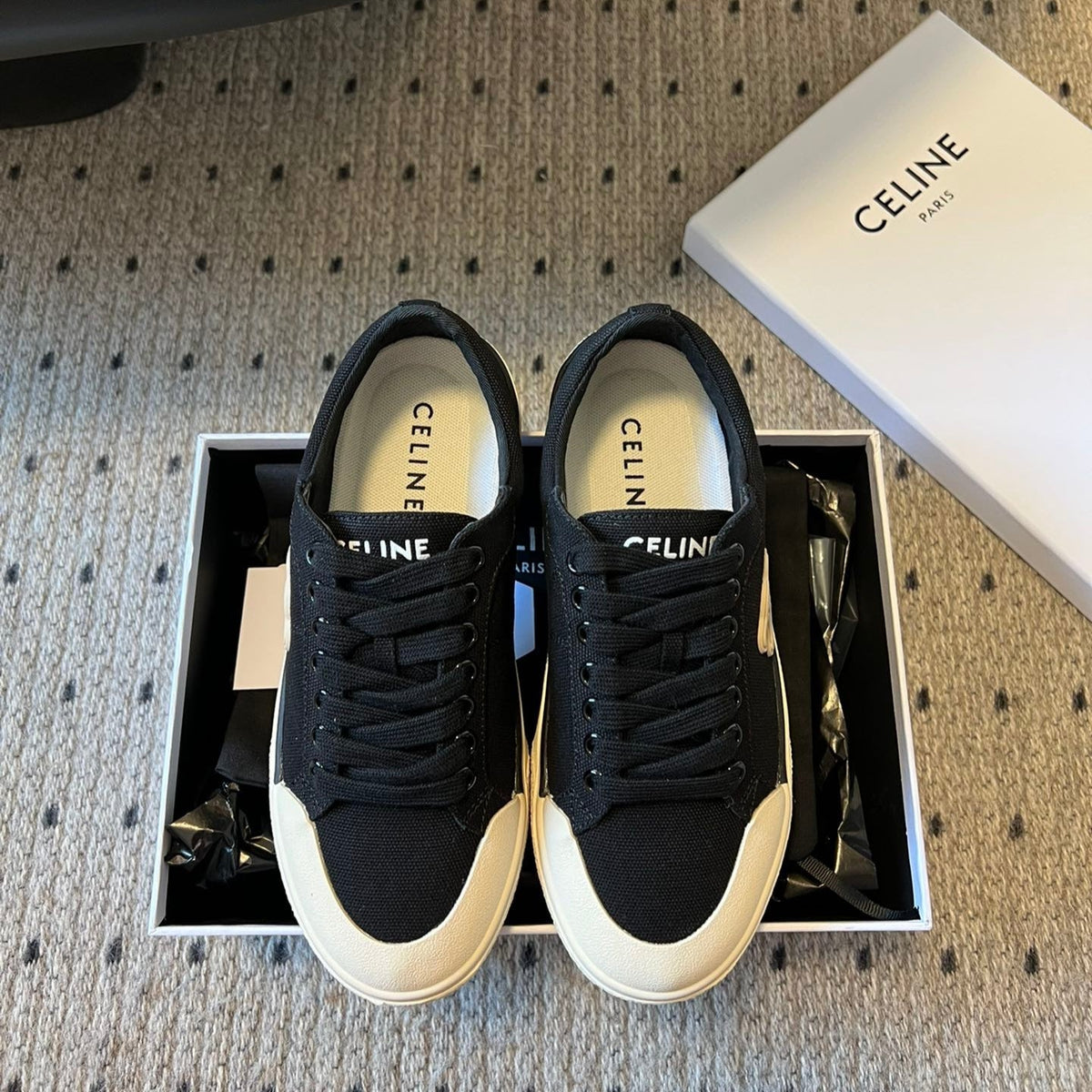 TRAINER LOW LACE-UP SNEAKER IN BLACK CANVAS