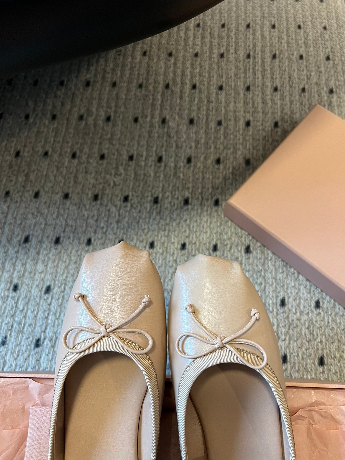 MIUMIU 26S BALLET MULES IN NUDE BROWN CALFSKIN WITH BOW
