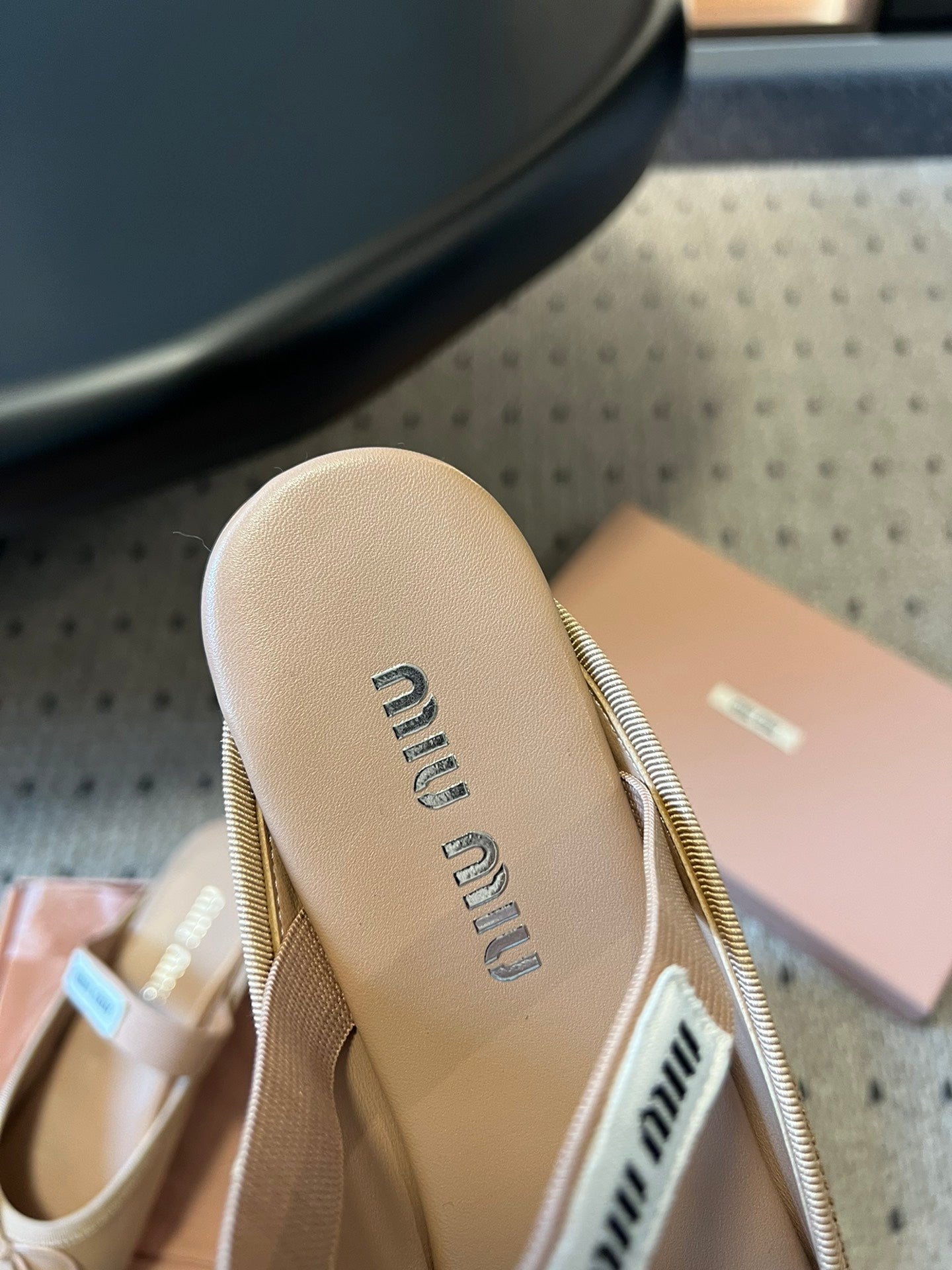 MIUMIU 26S BALLET MULES IN NUDE BROWN CALFSKIN WITH BOW