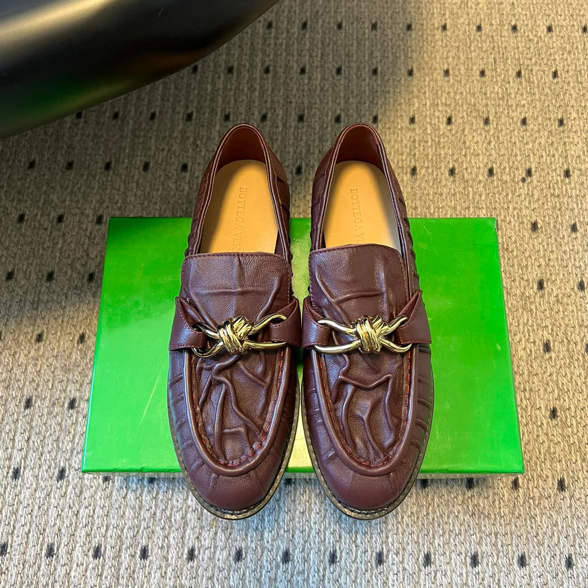 BOTTEGA VENETA 26S LOAFERS IN DARK BROWN LAMBSKIN WITH GOLD HARDWARE