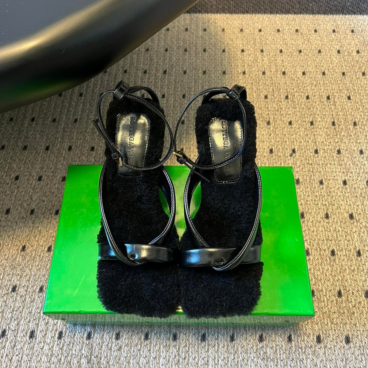 BOTTEGA VENETA 26S SQUARE-TOE HIGH-HEEL SANDALS 90 MM IN BLACK LAMBSKIN AND WOOL