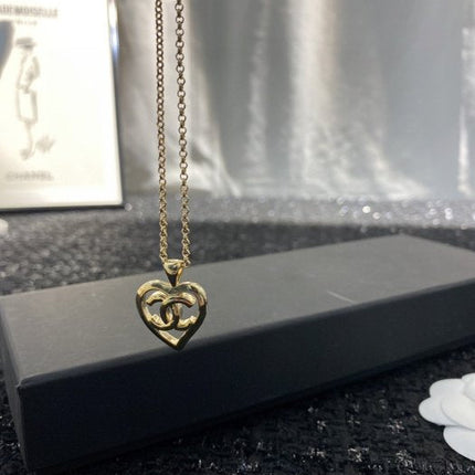 DOUBLE C HEART GOLD NECKLACE