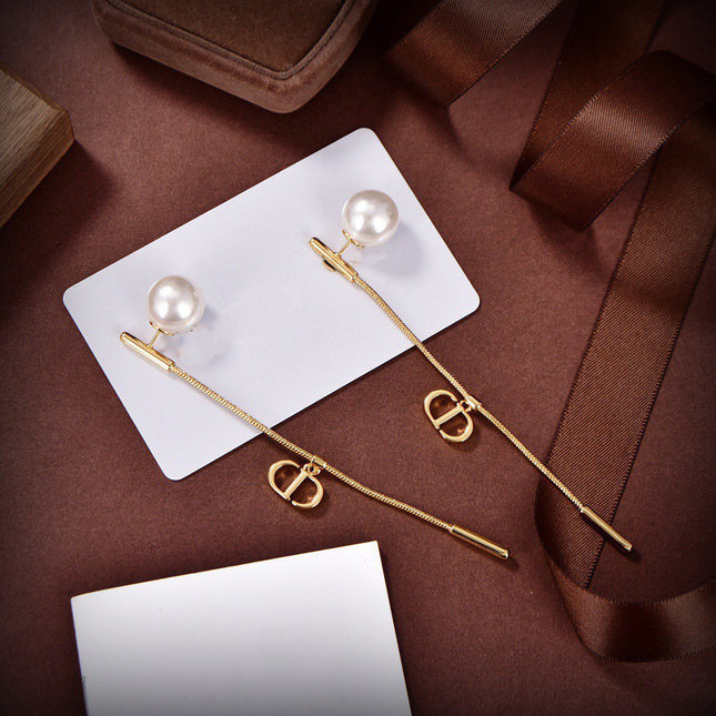 CD LONG DROP GOLD EARRINGS