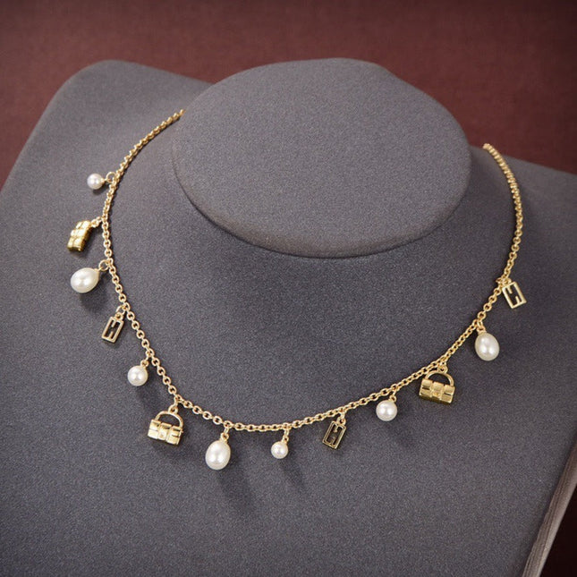 FF BUCKLED PEARL GOLD NECKLACE