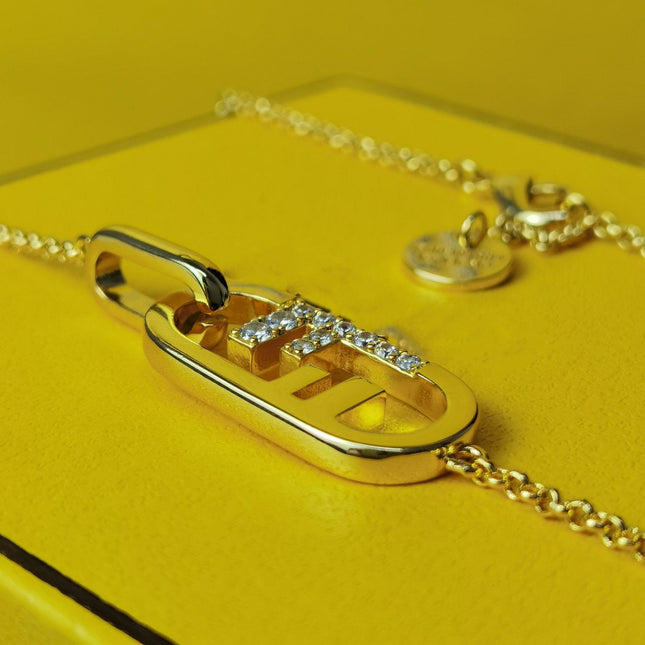 O'LOCK GOLD DIAMOND NECKLACE