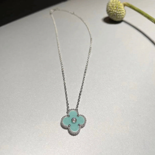 CLOVER 1 DIAMOND LIGHT BLUE SILVER NECKLACE