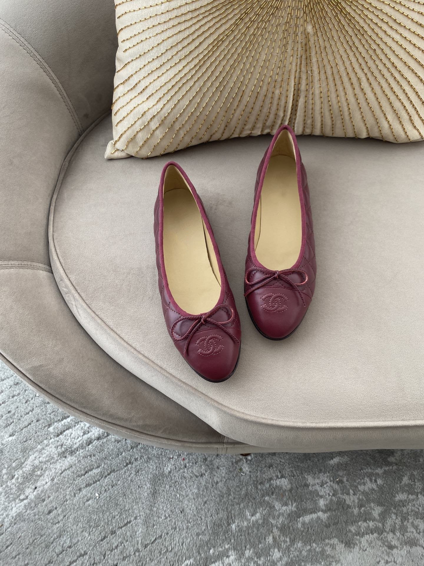 BALLET FLATS BURGUNDY QUILTED LAMBSKIN