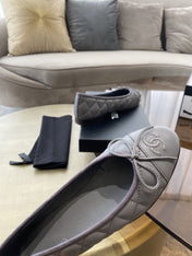 BALLET FLATS GREY QUILTED LAMBSKIN