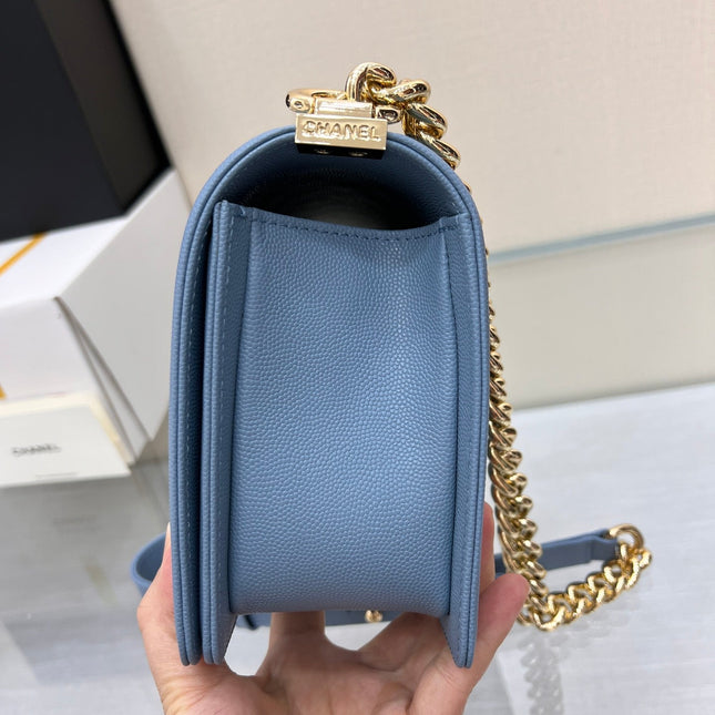 BOY BAG MEDIUM 25 CLOUD BLUE CAVIAR GOLD HARDWARE