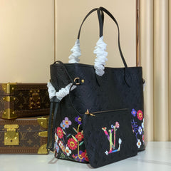 NEVERFULLxTM MM TOTE BAG 32 IN BLACK MONOGRAM CALFSKIN