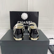 CC FLAT SANDAL IN WHITE MIX BLACK CALFSKIN