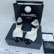 CC FLAT SANDAL IN WHITE MIX BLACK CALFSKIN