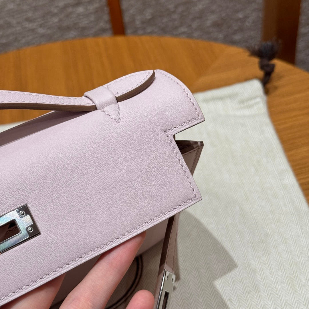 HM KELLY POCHETTE 22 IN LIGHT PINK CALFSKIN SILVER HARDWARE