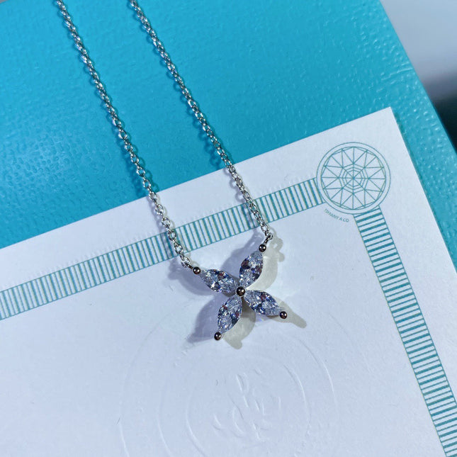 PLATINUM AND DIAMOND VICTORIA PENDANT NECKLACE