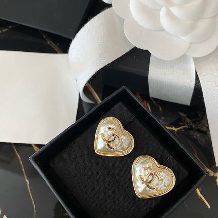 DOUBLE C HEART GOLD MOP EARRINGS