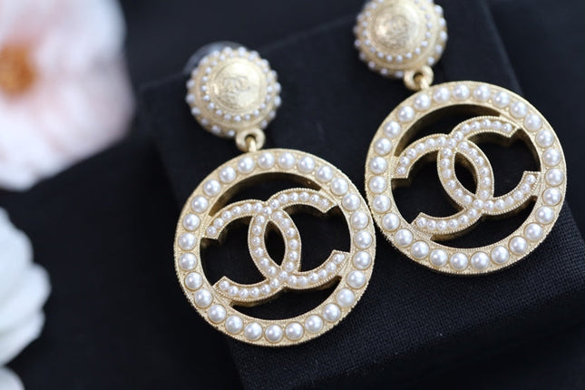 DOUBLE C PEARL GOLD EARRINGS