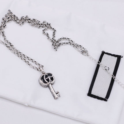 GG SILVER DOUBLE G KEY NECKLACE