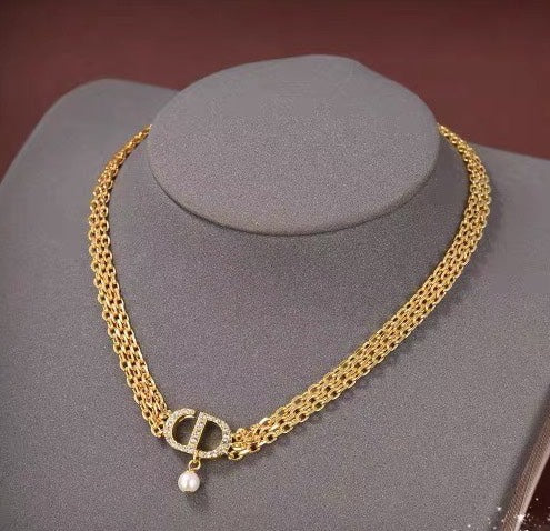 CD THREE-LAYER CHAIN CD PEARL NECKLACE