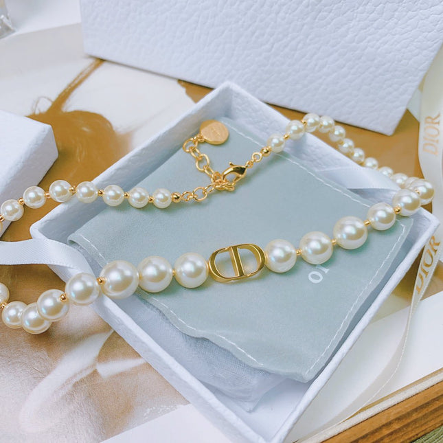 CD PEARL NECKLACE