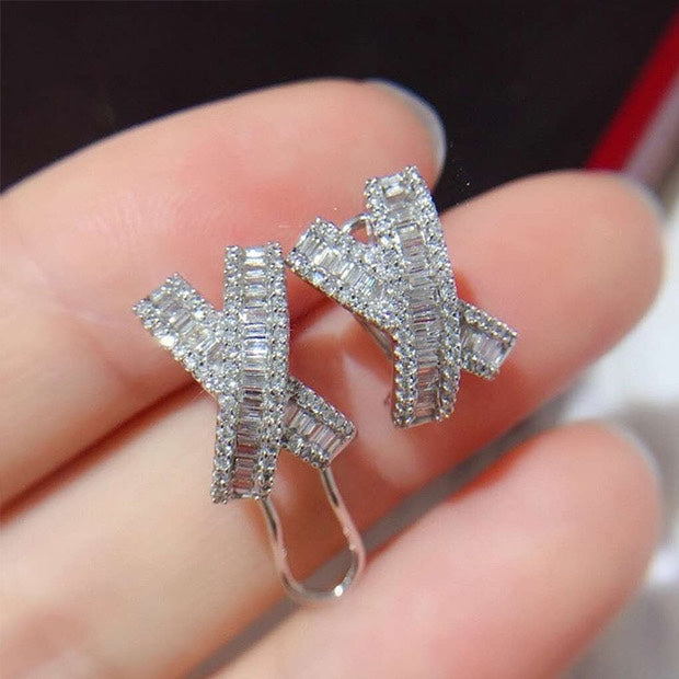 GRA HIGH-END SQUARE SILVER DIAMOND STUD EARRINGS