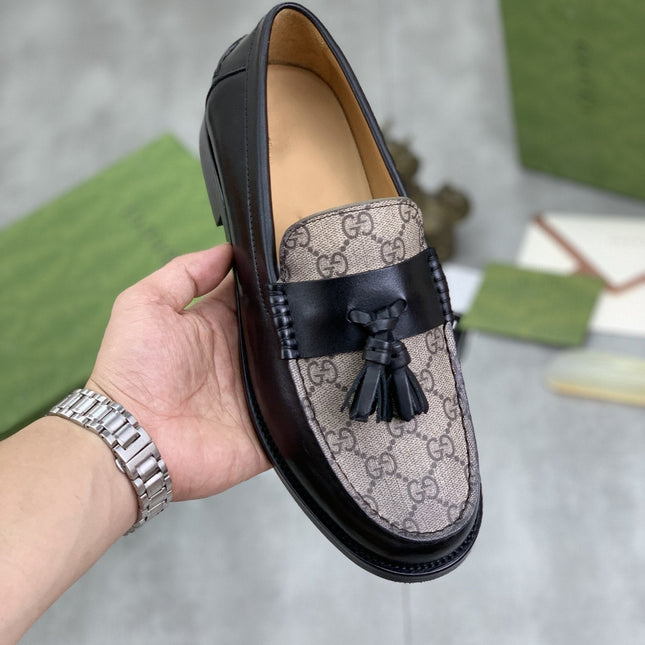 GG LOAFER WITH TASSEL