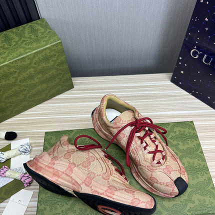 GG RUN DARK PINK LEATHER SNEAKERS