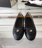 ballet flat black quilted gold cc lock