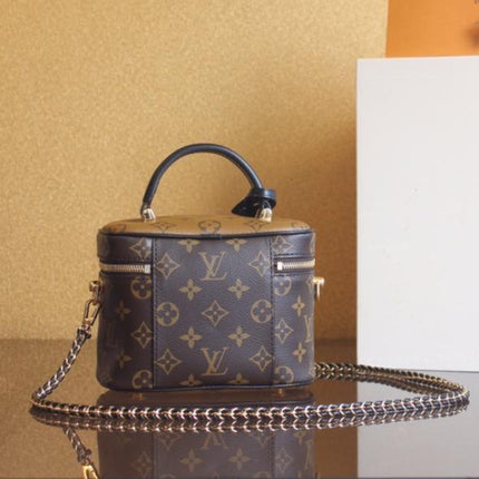 LV VANITY PM 19 MONOGRAM CANVAS