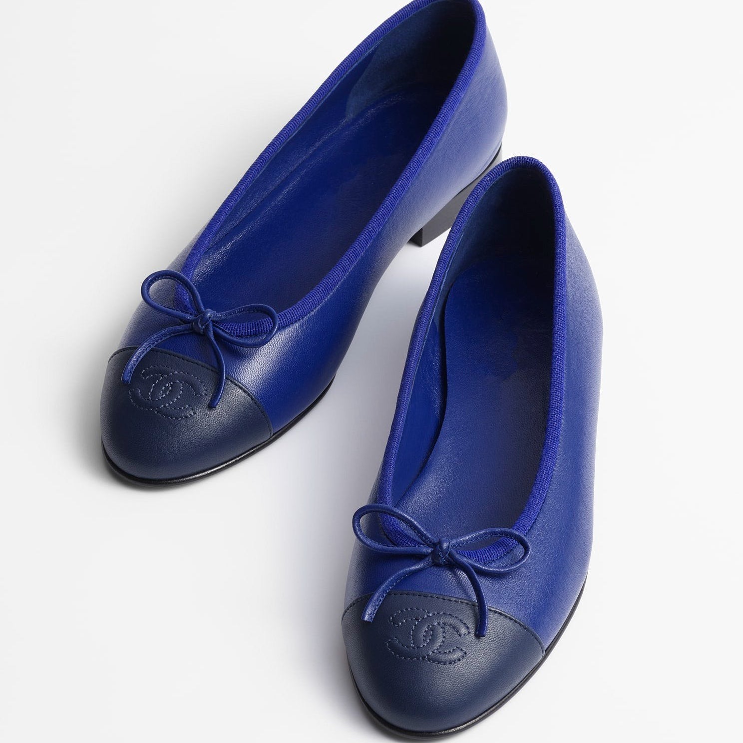ballet-flats-blue-navy-blue-lamb_82a97d34-c122-45ea-a507-8c75302db74d.jpg