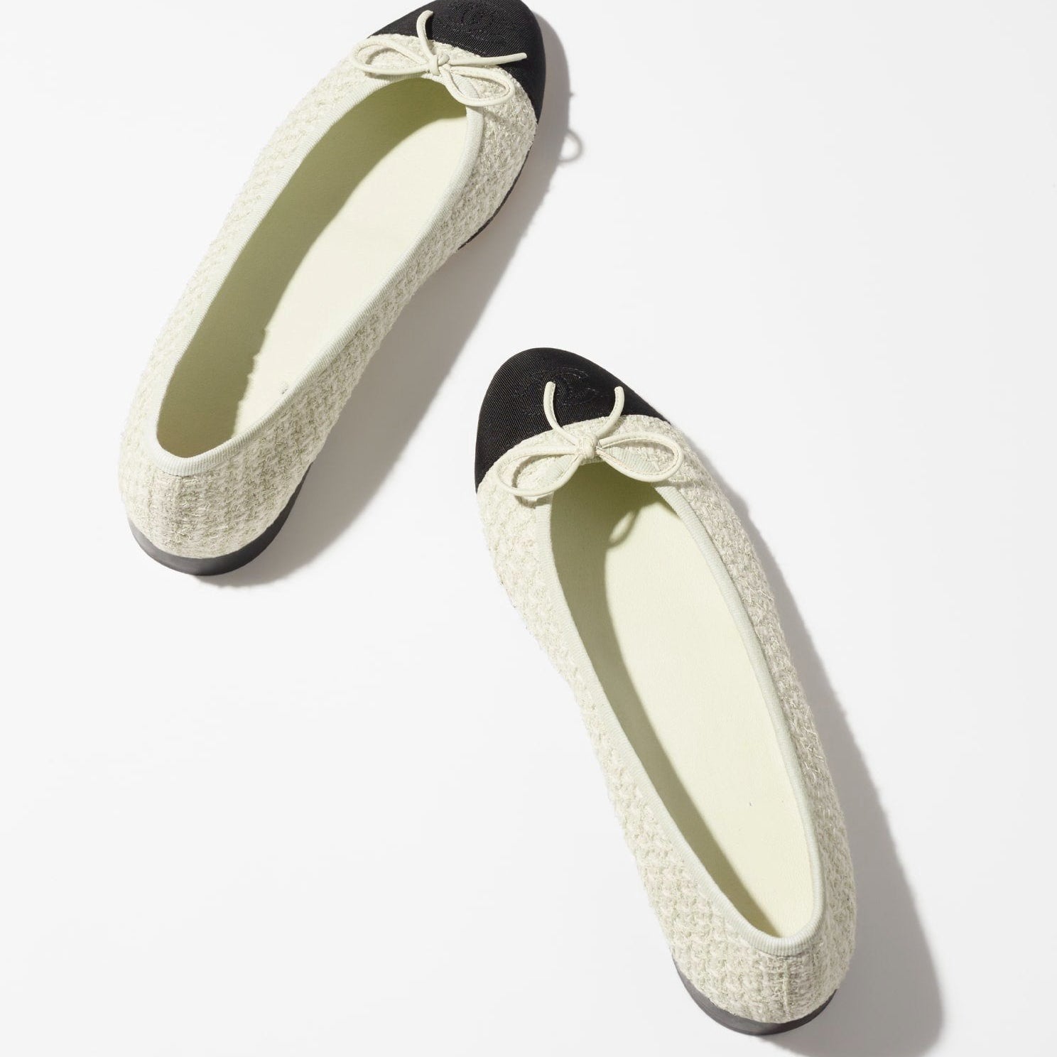 ballet-flats-light-gray-white-bl_2_3d04fa8c-85cc-4b87-b869-d085295d7572.jpg
