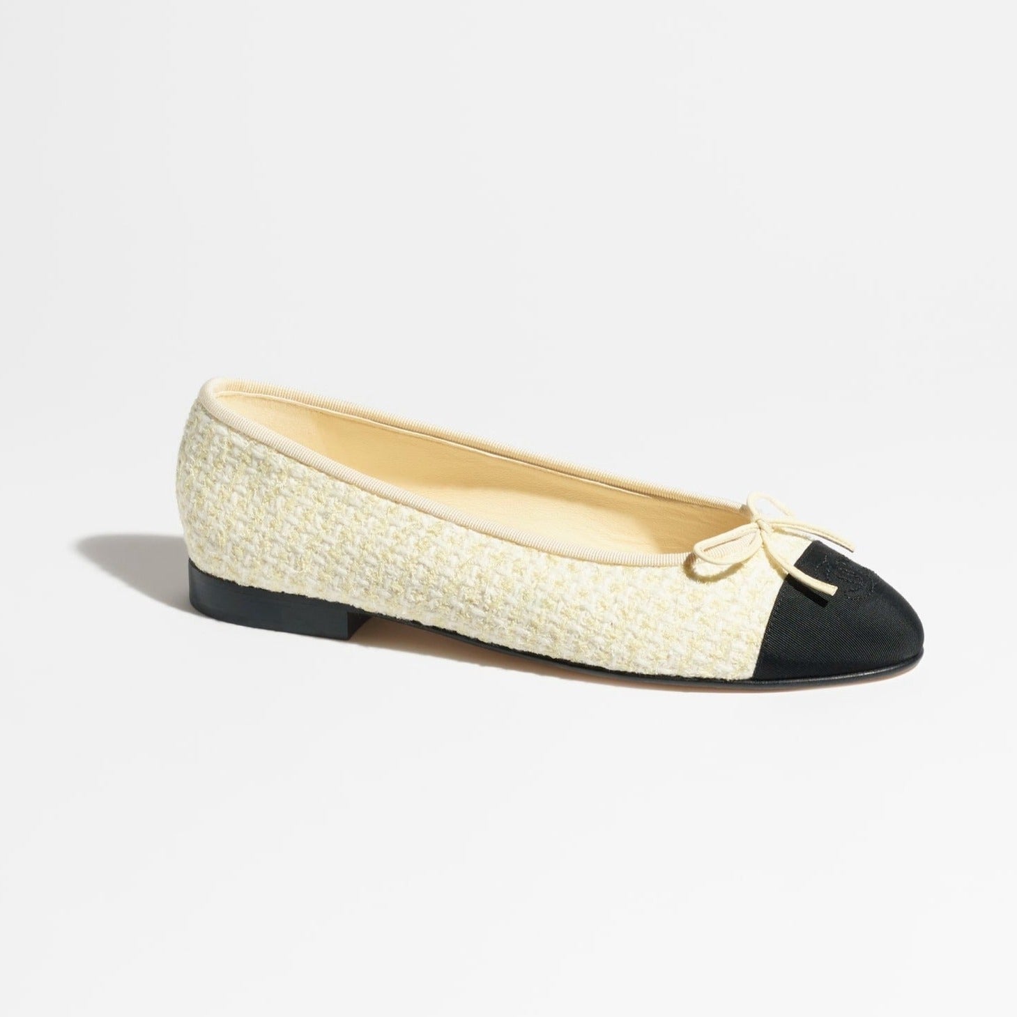 ballet-flats-light-yellow-black_c015521f-b08c-4c60-923e-27b88ec23cf7.jpg