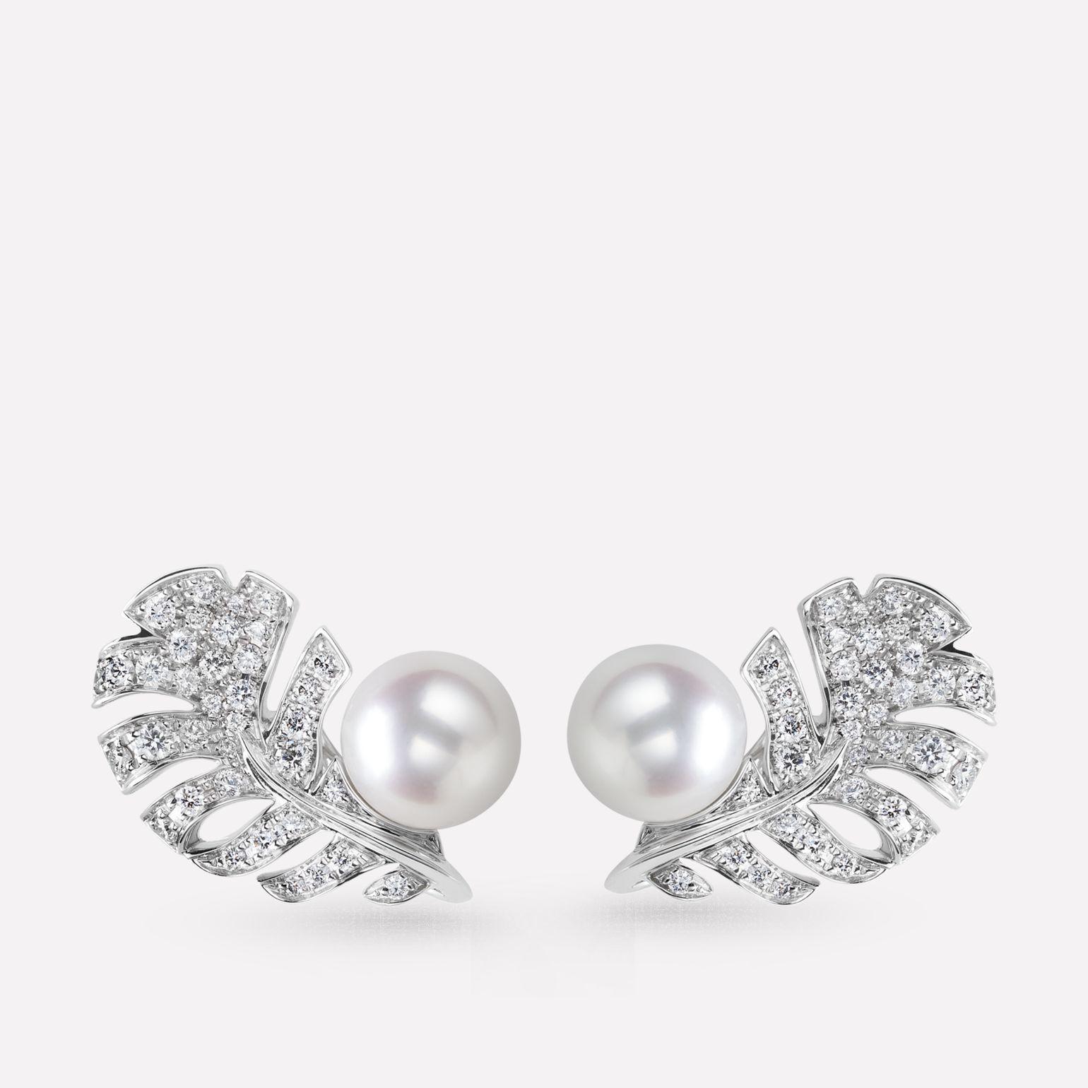 chanel-plume-de-chanel-earrings-18k-white-gold-diamonds-cultured-pearls-j10833_822b5b0e-8032-4c62-9eba-efb06922325b.jpg
