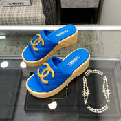 THICK SOLE WEDGE SLIPPERS IN COBALT BLUE LAMBSKIN AND BEIGE RUBBER