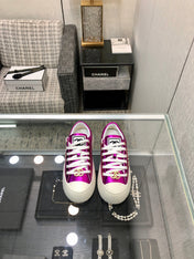 CASUAL SNEAKER IN MAGENTA PURPLE METALLIC LAMBSKIN WITH GOLD LOGO