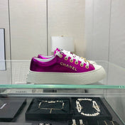 CASUAL SNEAKER IN MAGENTA PURPLE METALLIC LAMBSKIN WITH GOLD LOGO