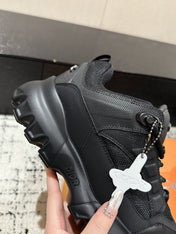 SNEAKER IN BLACK CALFSKIN AND BREATHABLE MESH 175308