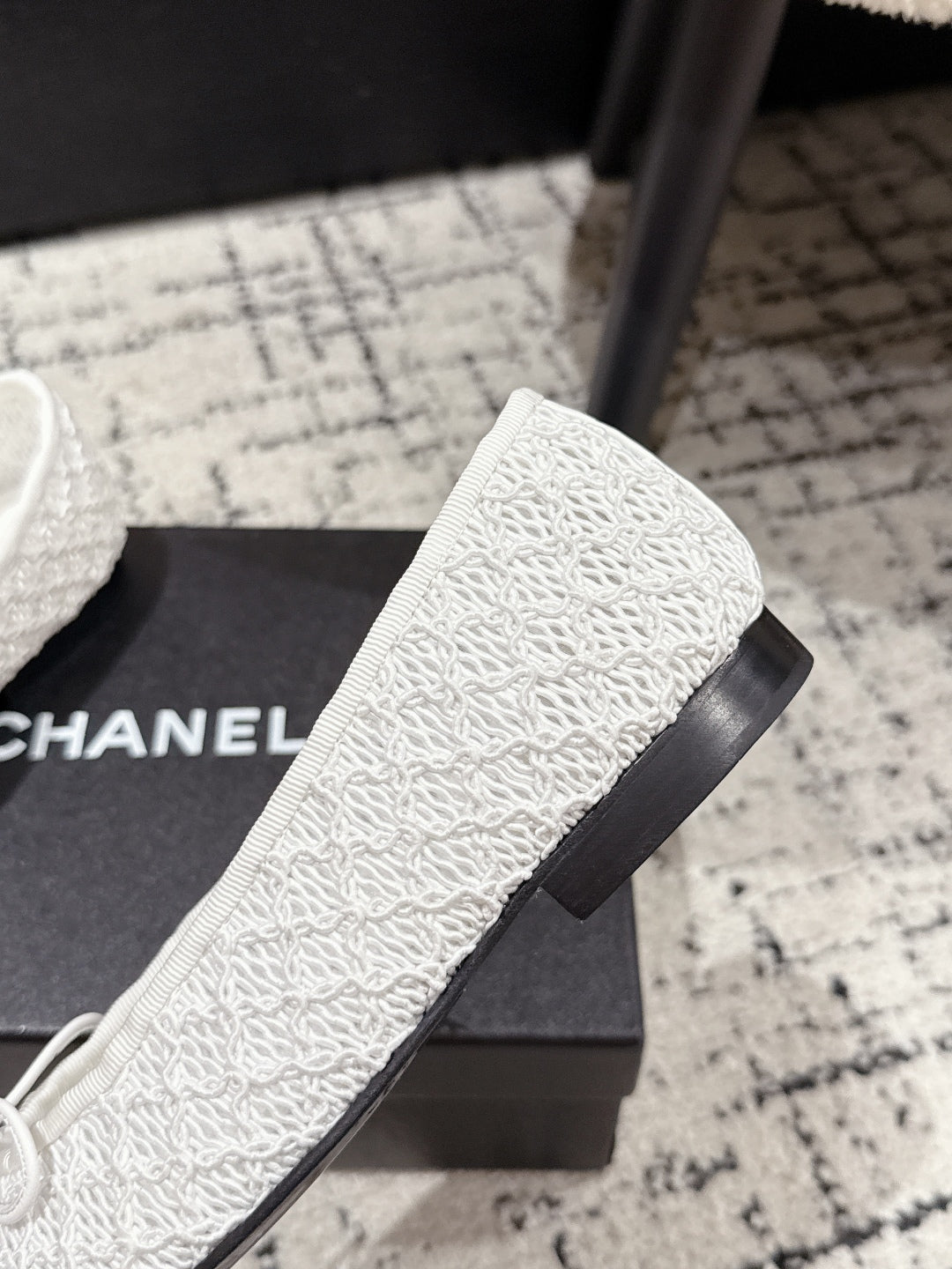 BALLET FLAT 25S IN WHITE MIX BLACK TWEED