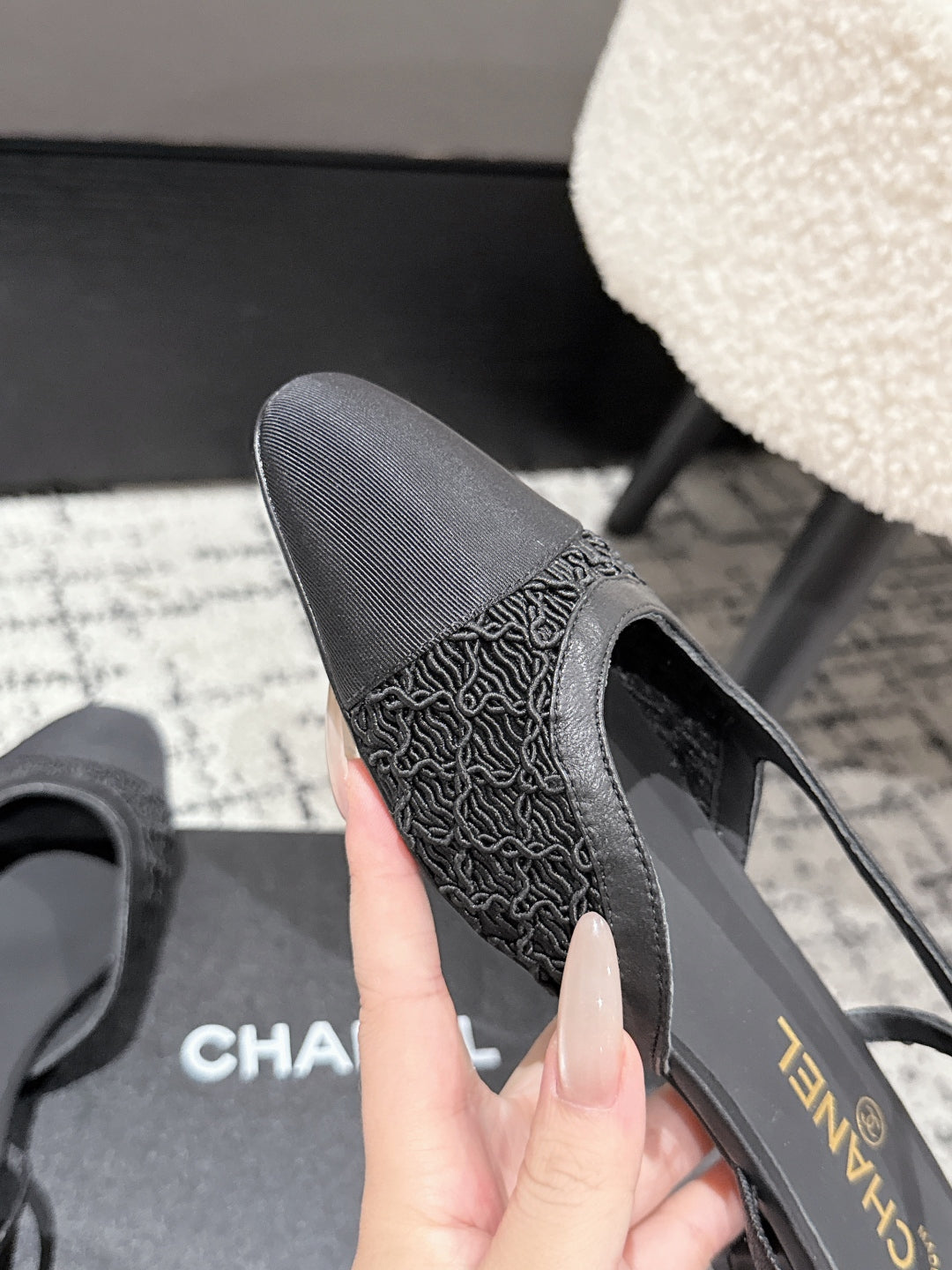 SLINGBACK 25S IN BLACK FABRIC