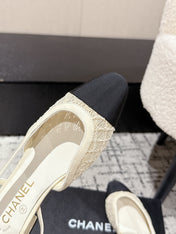 SLINGBACK 25S IN OFF WHITE AND BLACK FABRIC